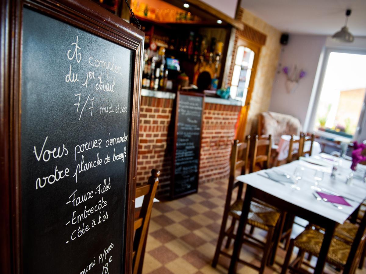 Logis Hotel Restaurant Le Relais Fleuri Vervins Kültér fotó